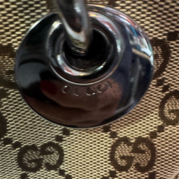 💥AUTHENTIC GUCCI Classic GG Signature Tote - Picture 15 of 16